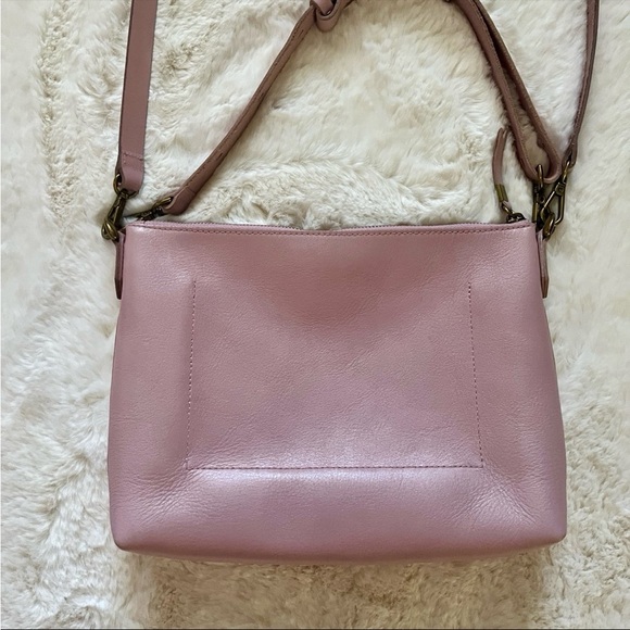 Madewell Transport Leather Crossbody Shoulder Bag in Warm Thistle - Picture 7 of 12